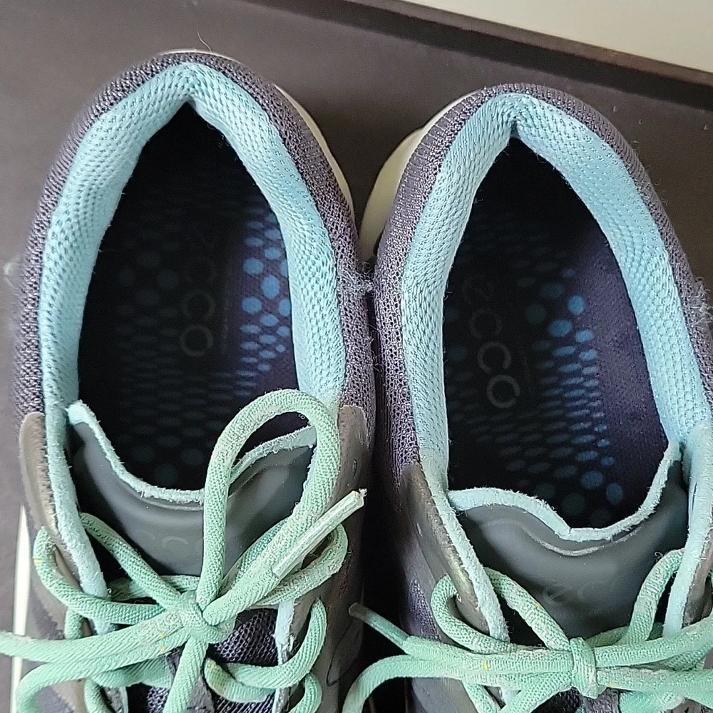 Ecco Biom Performace Athletic Sneaker Blue Green Color‎ Women Size 6
